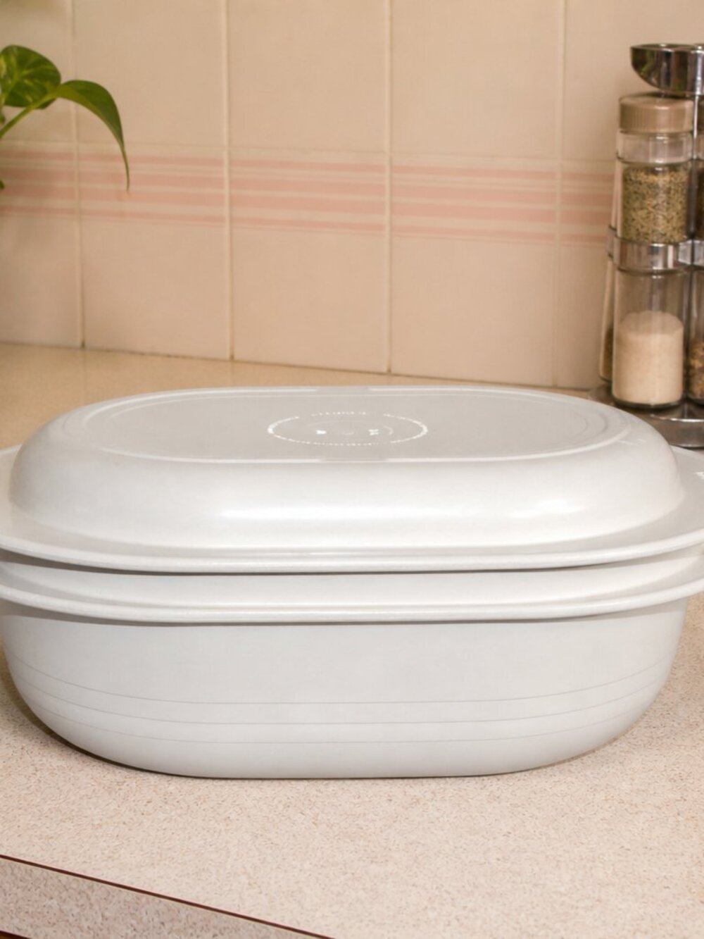 VTG Tupperware Ultra 21 Roaster w/ Lid 1780 3qt, 1782 1qt, Microwave & Oven Safe